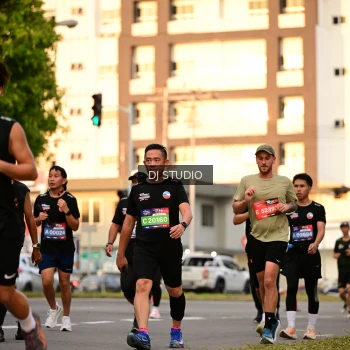 Runner Photo 4129873