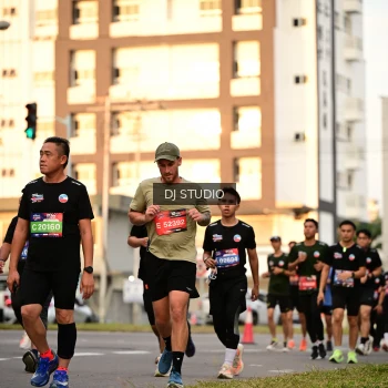 Runner Photo 4129877
