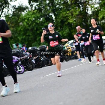 Runner Photo 4129881