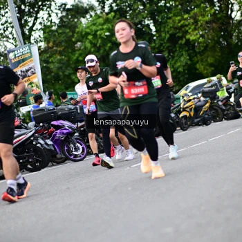 Runner Photo 4129891