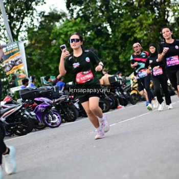 Runner Photo 4129945