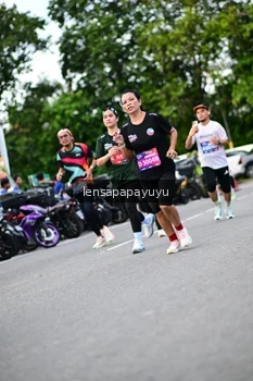 Runner Photo 4129952