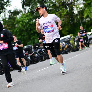 Runner Photo 4129975