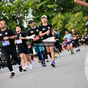 Runner Photo 4130010