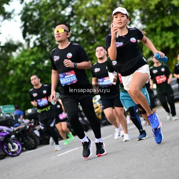 Runner Photo 4130031