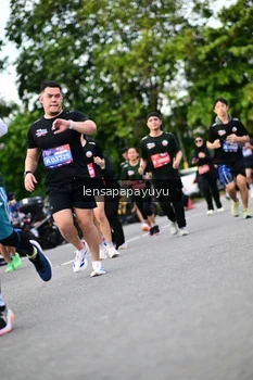 Runner Photo 4130086