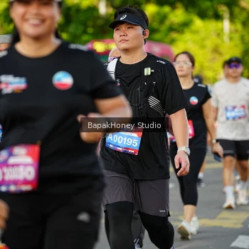 Runner Photo 4130115