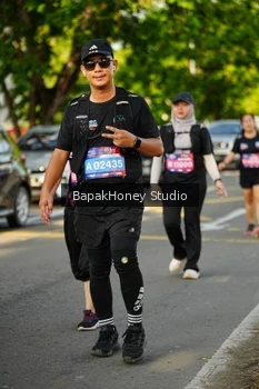 Runner Photo 4130134