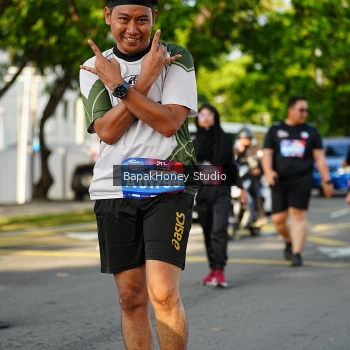 Runner Photo 4130165
