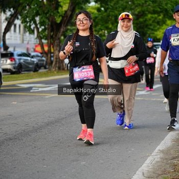 Runner Photo 4130330