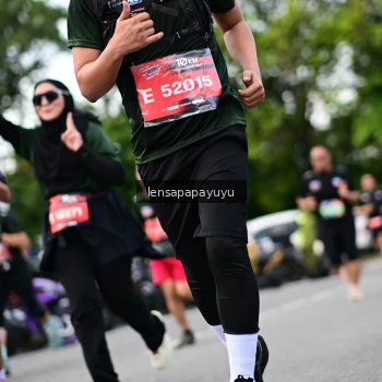 Runner Photo 4130335