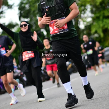 Runner Photo 4130344