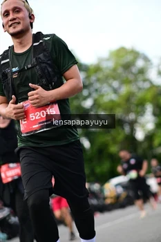 Runner Photo 4130351