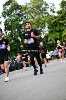 Runner Photo 4130422