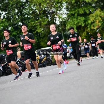 Runner Photo 4130465