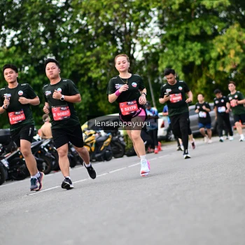 Runner Photo 4130481