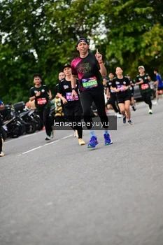 Runner Photo 4130548