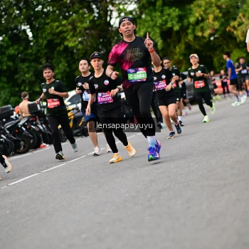 Runner Photo 4130555