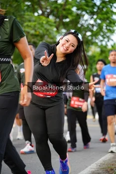 Runner Photo 4130575