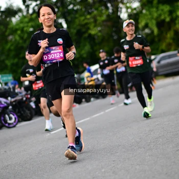 Runner Photo 4130621