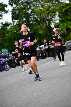 Runner Photo 4130656