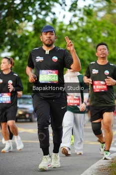 Runner Photo 4130659