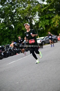 Runner Photo 4130662
