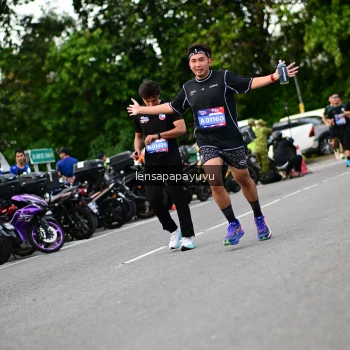 Runner Photo 4130726