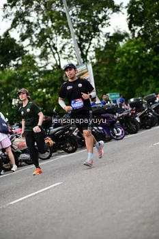 Runner Photo 4130739