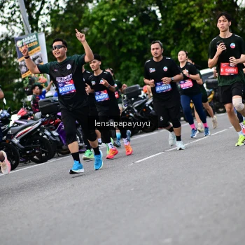 Runner Photo 4130815