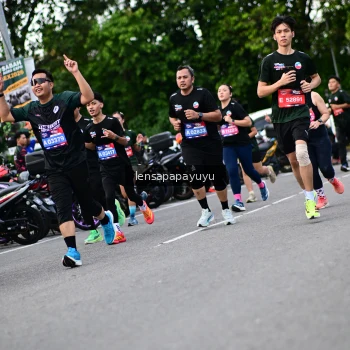 Runner Photo 4130846