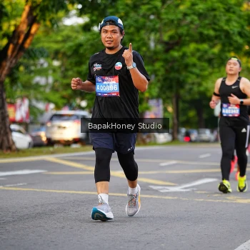 Runner Photo 4130893