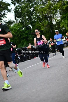Runner Photo 4130935