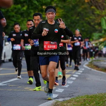 Runner Photo 4130942