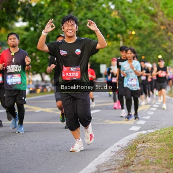 Runner Photo 4130950