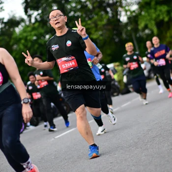 Runner Photo 4130974
