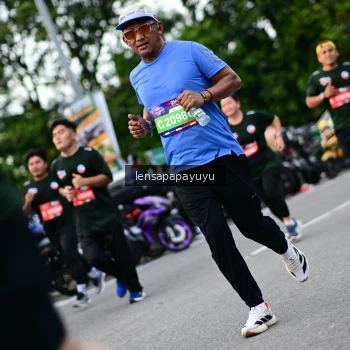 Runner Photo 4130987
