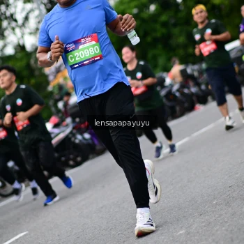 Runner Photo 4130991