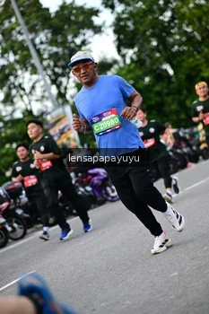 Runner Photo 4131006