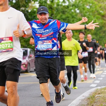 Runner Photo 4131042
