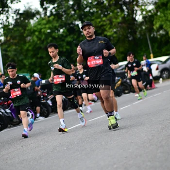 Runner Photo 4131069