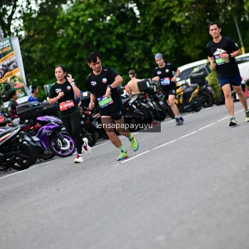 Runner Photo 4131154