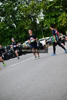 Runner Photo 4131156