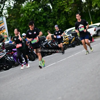 Runner Photo 4131168