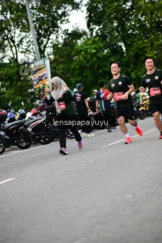 Runner Photo 4131233