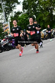 Runner Photo 4131284