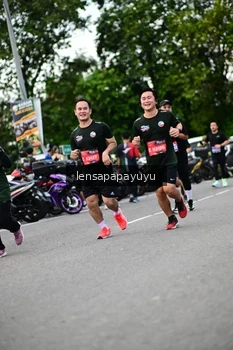 Runner Photo 4131293