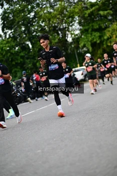 Runner Photo 4131319