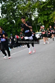 Runner Photo 4131326
