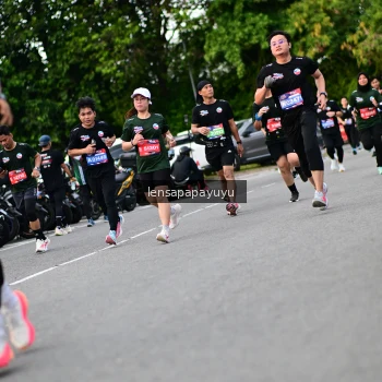 Runner Photo 4131356
